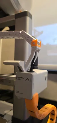 Corrente e suporte direito para cabo eixo X