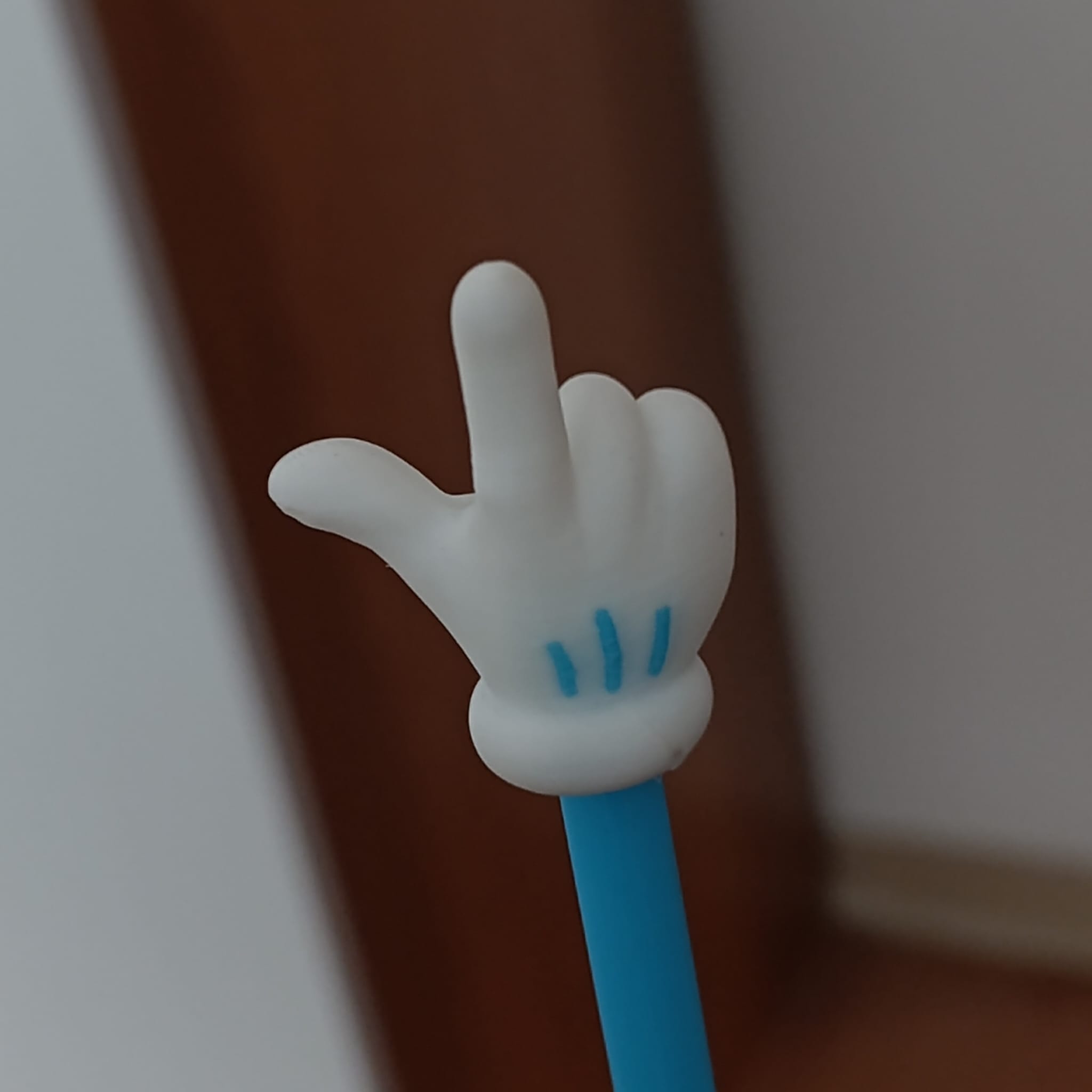 Extendable pointing finger (AMS or NO AMS) - 1