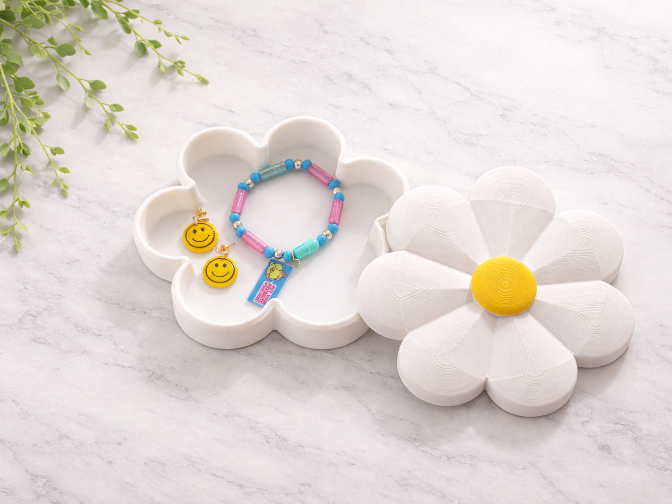 Daisy Jewelry Trinket Box