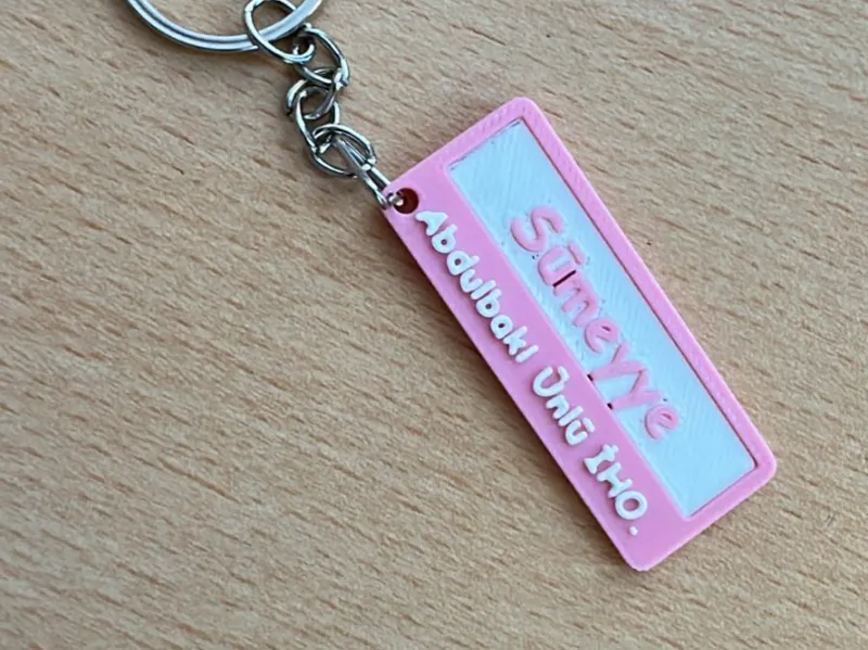 Sümeyye isimli anahtarlık-Customizable keychain.
