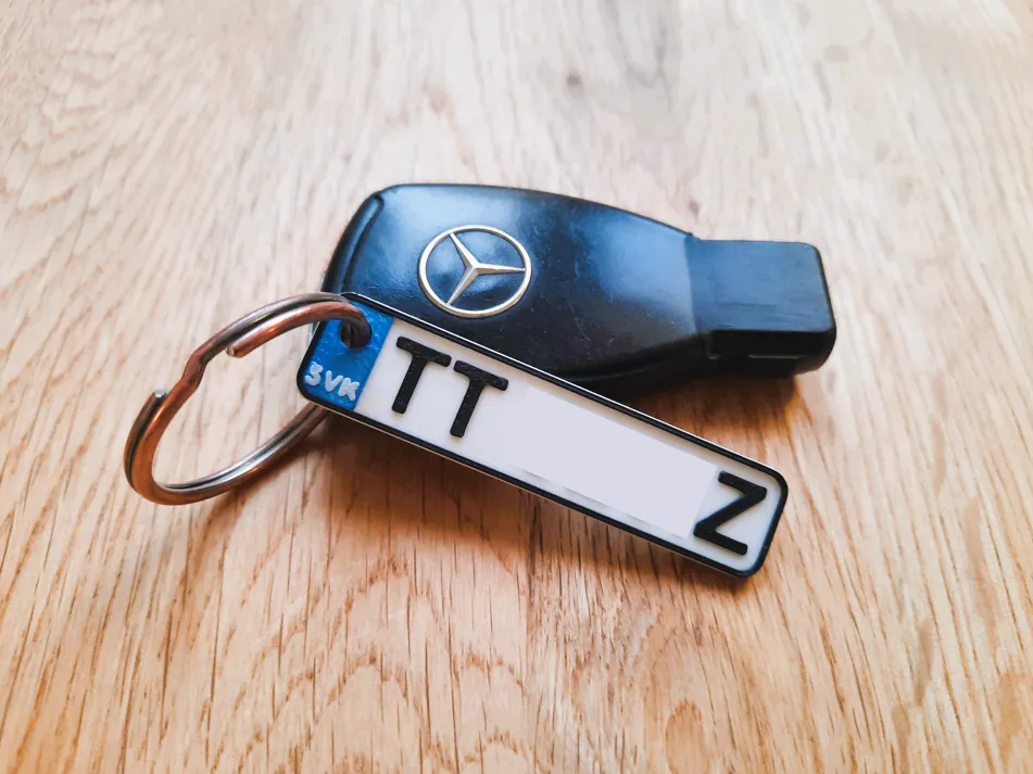 Keychain EU licence plate - Customizable view 2