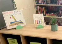 Présentoir / support à livre — photo 1