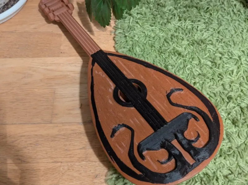 44cm Realistic Lute Prop – Two-Tone Body
