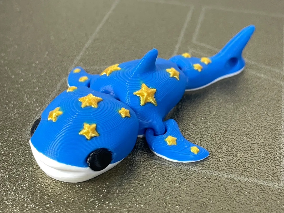 Flexi shark whale by KON(LAB) MakerWorld: Download Free 3D Models - 3D model önizlemesi