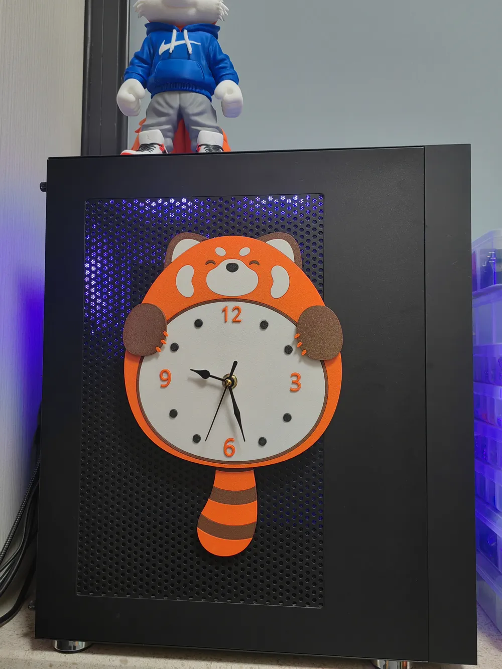 Panda clock with walking numbers - Raccoon clock by user_1909987077 ...
