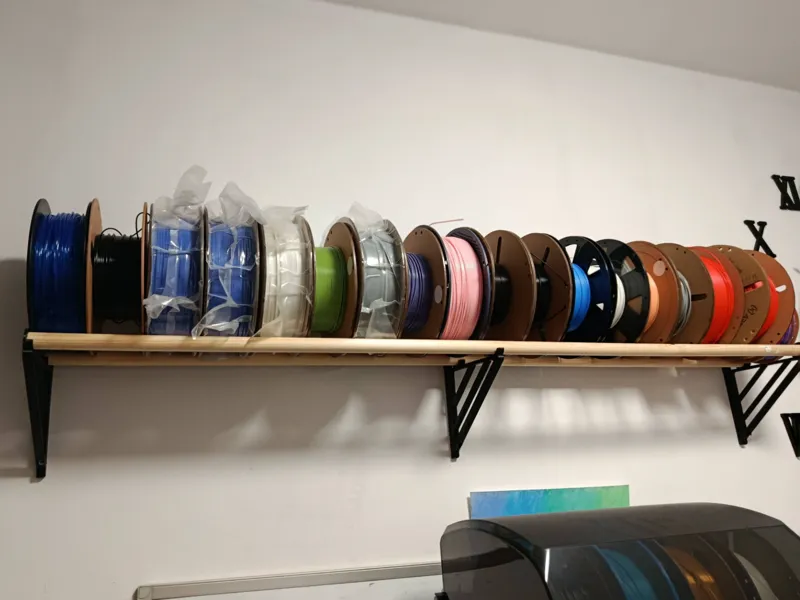 3D printed shelf on the wall