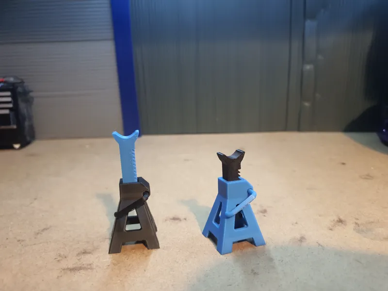 Functional 1:10 Garage Axle/Jack Stand Scale_BNB