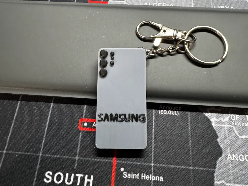 Samsung S24 keychain