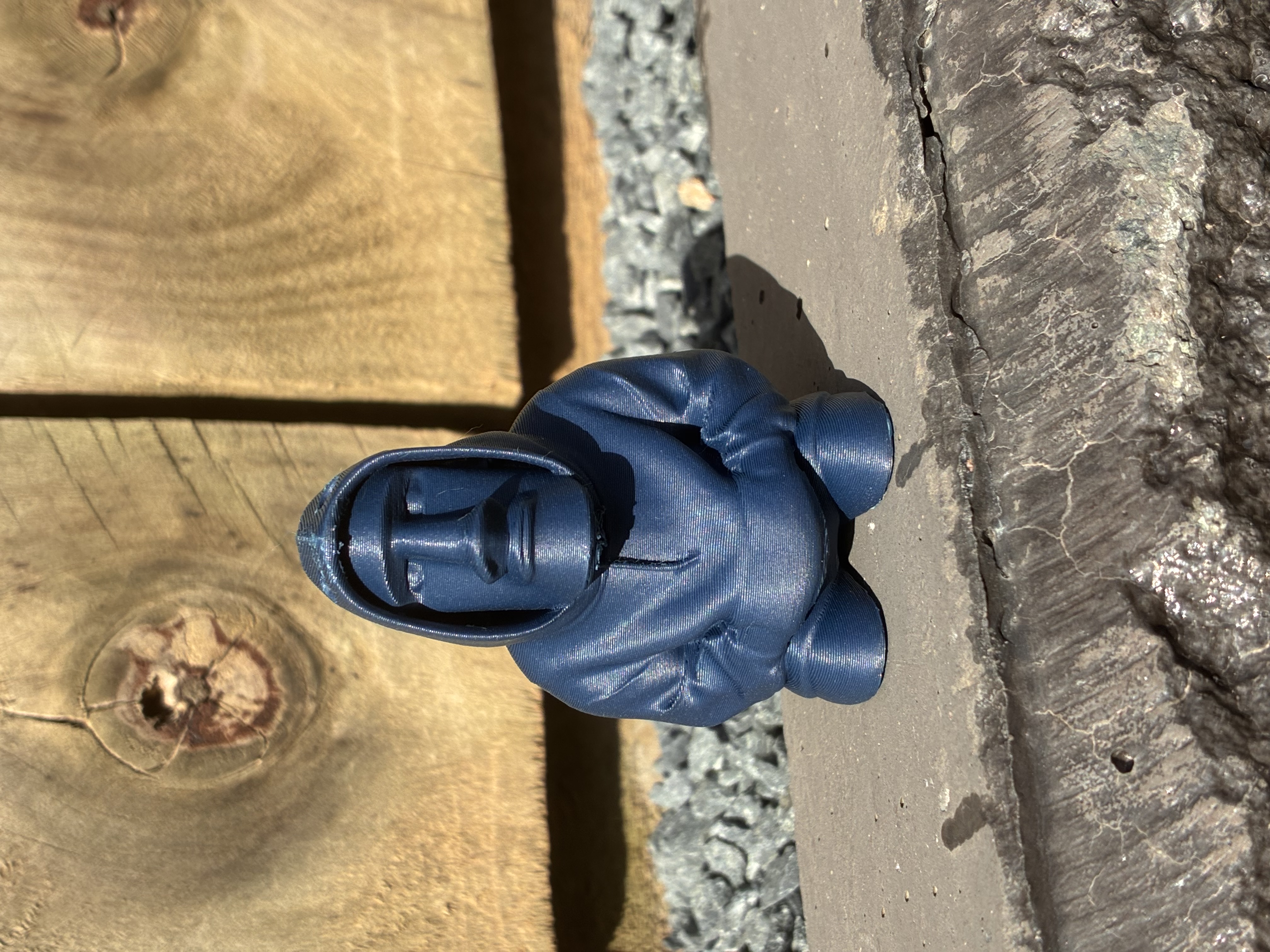 Miniatura 2 do modelo 3D Chill Moai Keychain