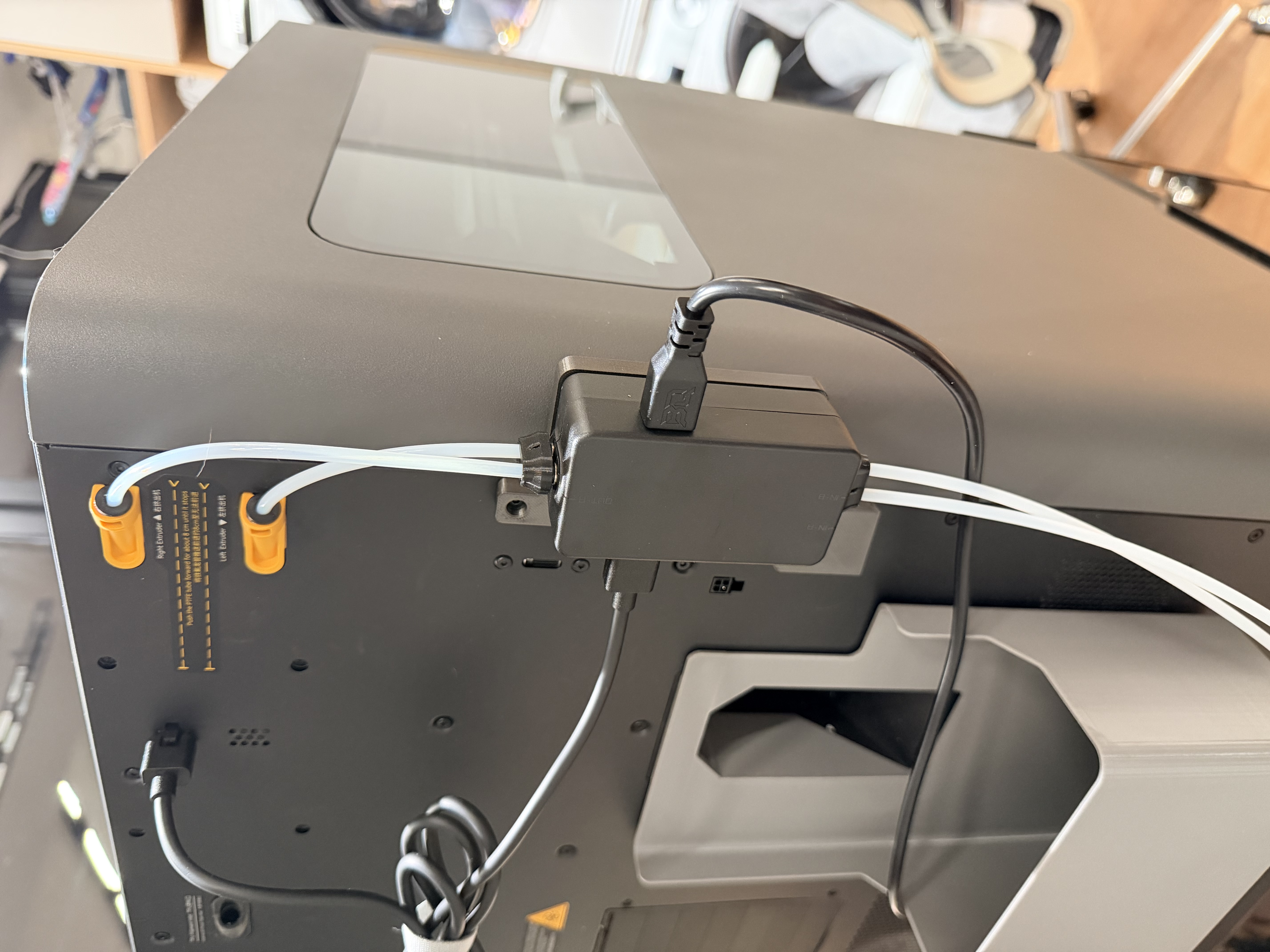 Miniatura 2 do modelo 3D H2 变轨器 竖装支架