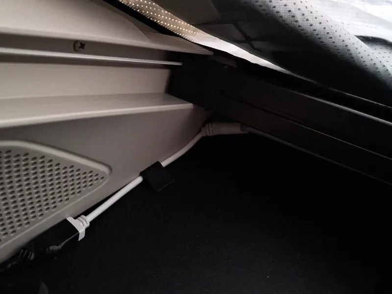 Dashboard Cable Routing Clip