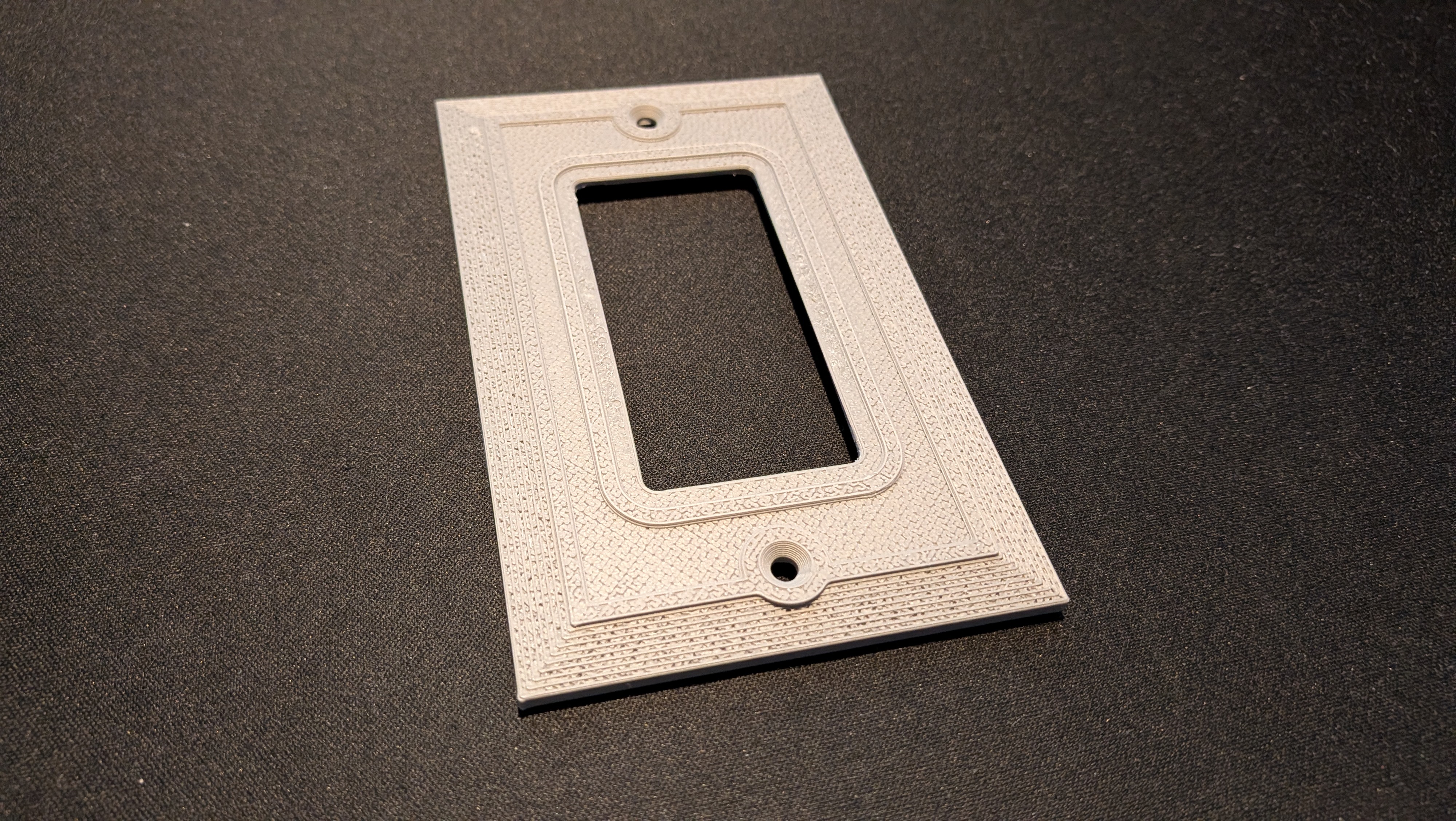 Miniatura 3 do modelo 3D Beveled Edge Switch Plates