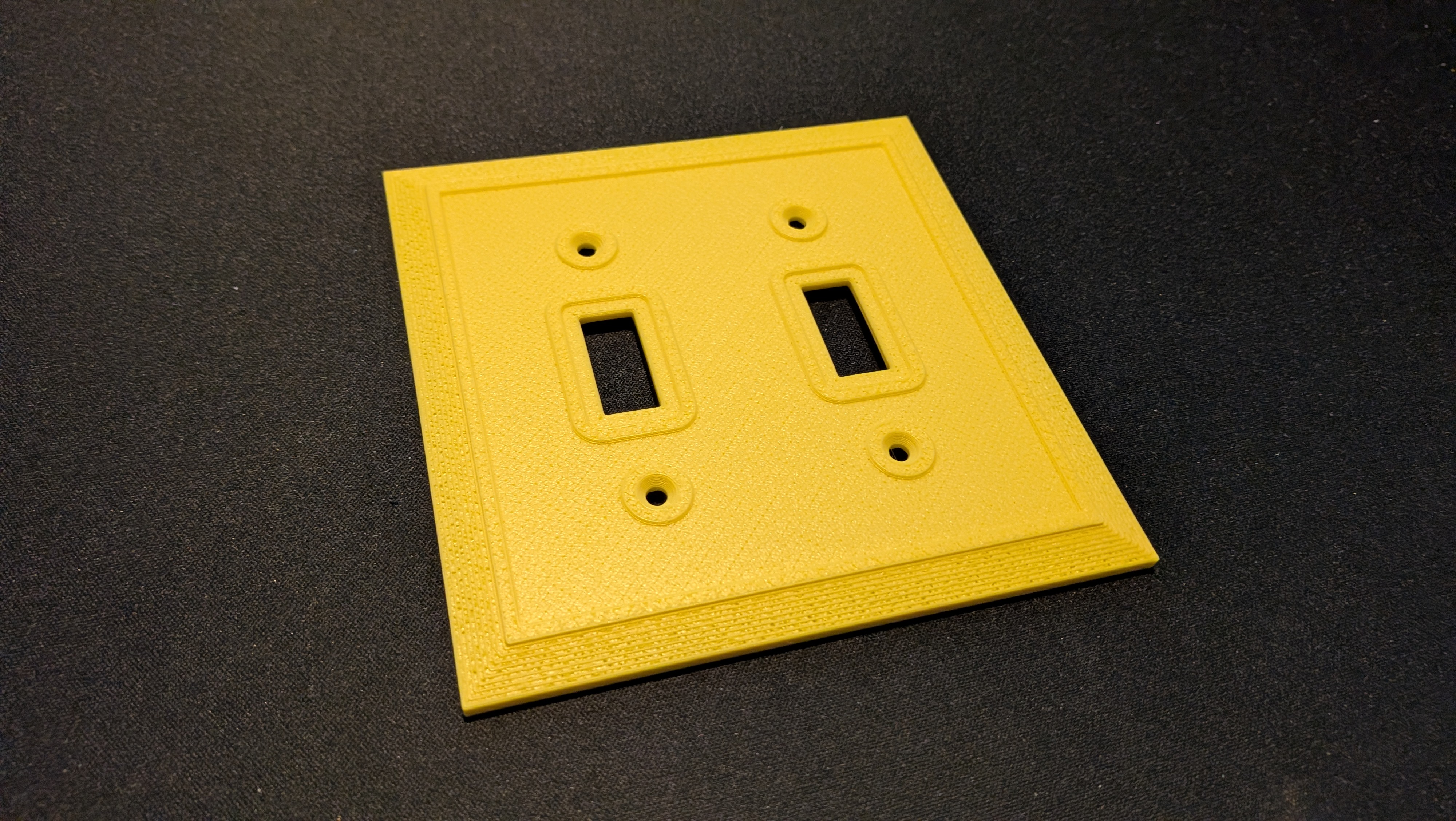 Miniatura 4 do modelo 3D Beveled Edge Switch Plates