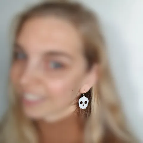 Skull earrings halloween view 2