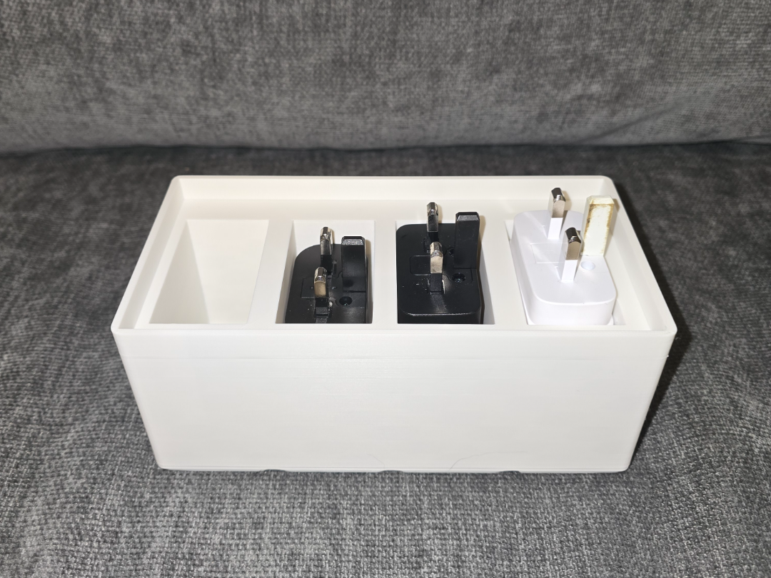 Gridfinity Charger Holder