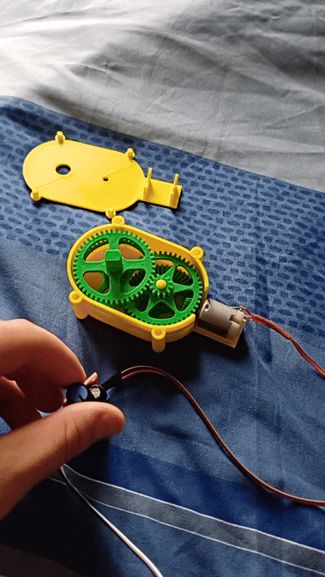 Gearbox 1 : 256 Motor130 ( Over 10kg tested )