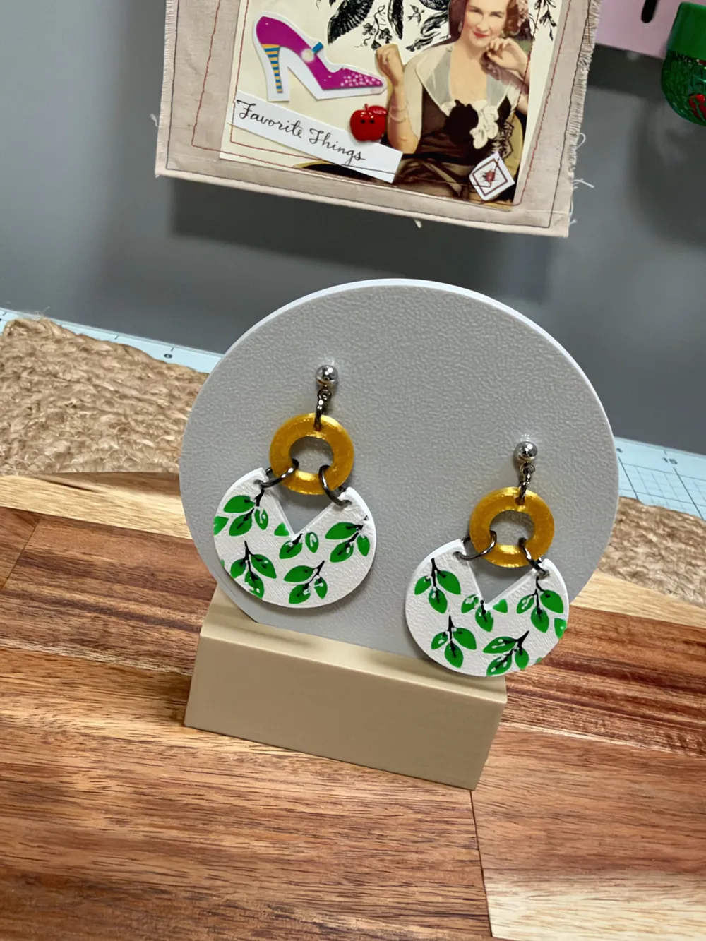 Abstract Leaves Drop Earrings - Free 3D Print Model - MakerWorld