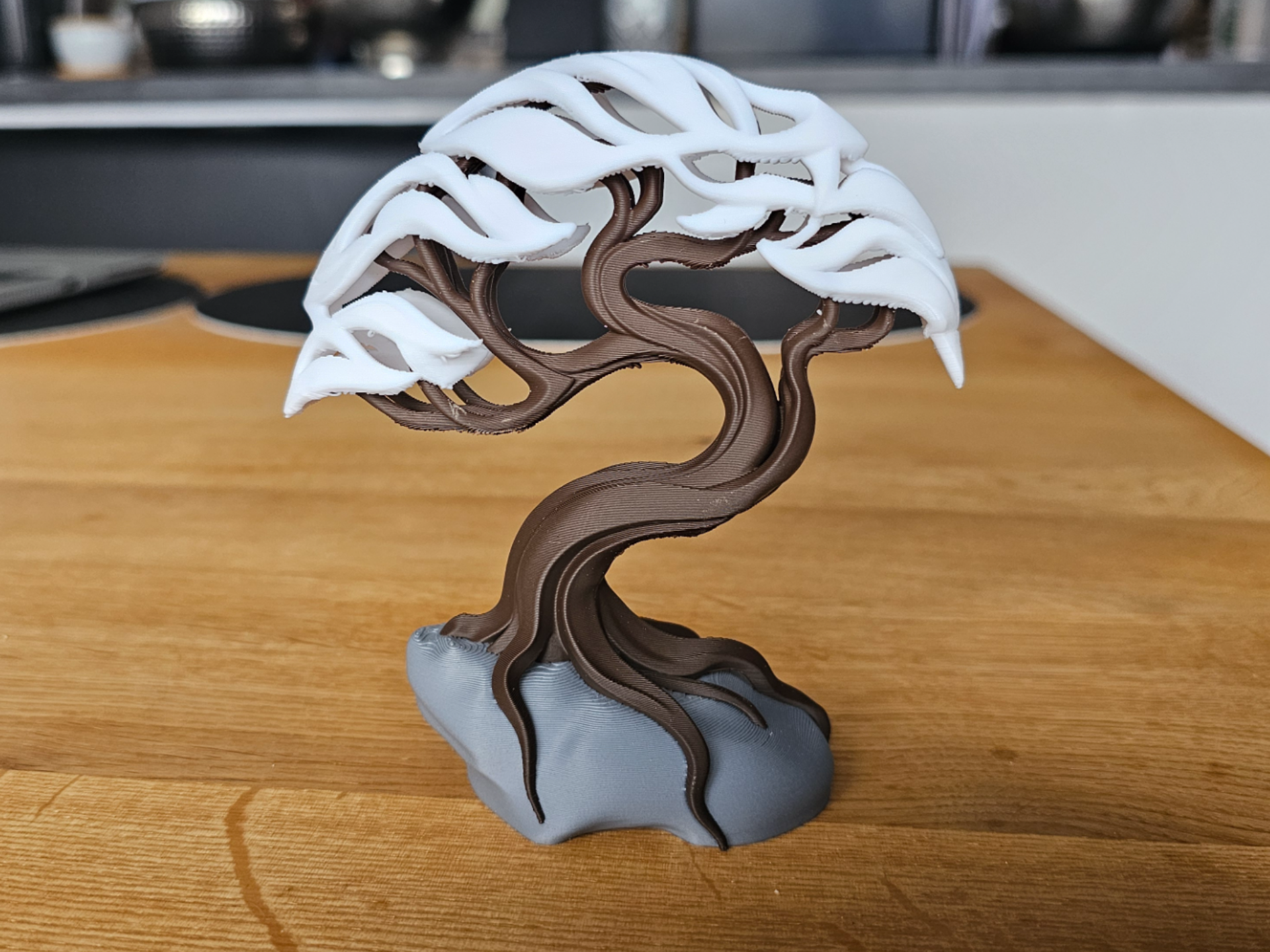 Minimalist Bonsai Sculpture – Zen Decor 