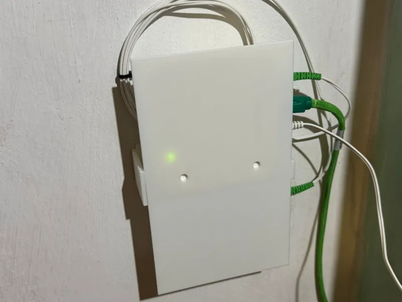Staffa modulo openfiber per fibra internet