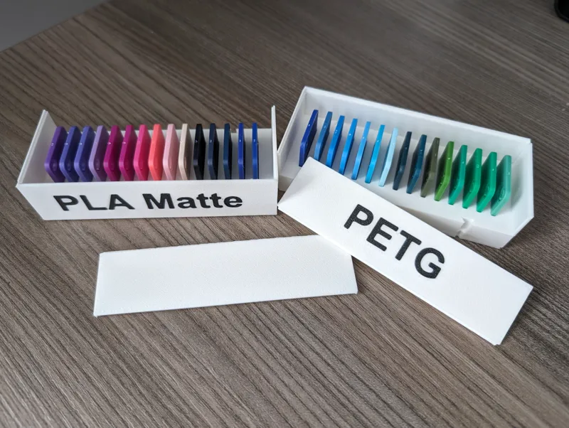 Stackable filament swatch