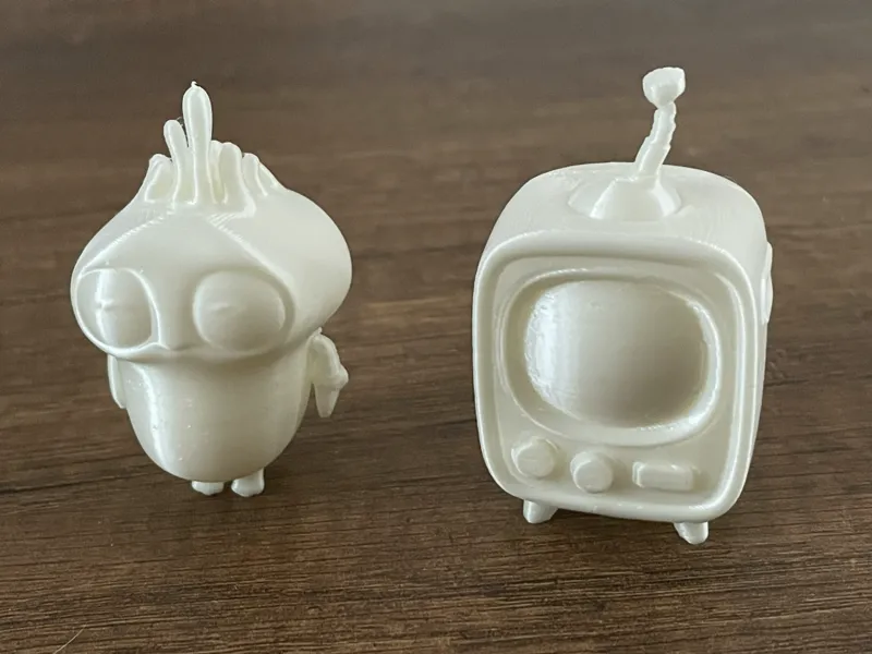 Alien baby with his baby TV