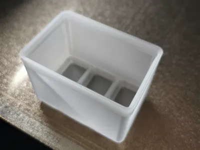 1.5 x 1 gridfinity bin 42mm high (no magnets)