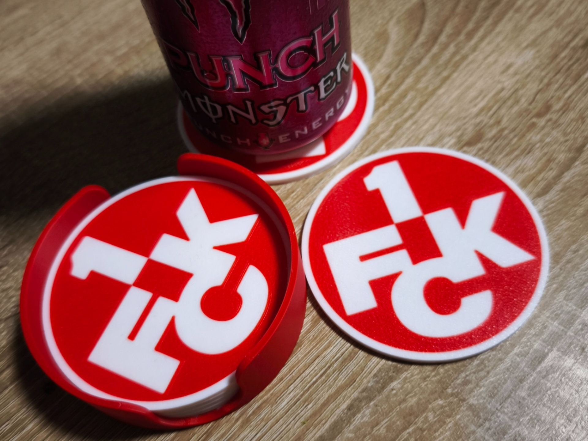 Untersetzer + Halter FCK