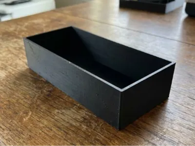 Text-Free Book Nook Case