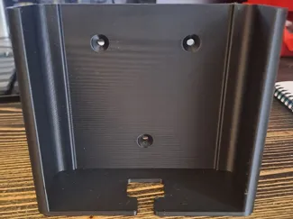 Mounting the Ugreen 200W charger on the wall