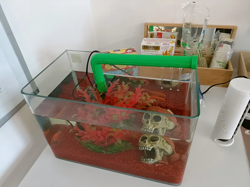Tubo + Tappo pr pompa acquario