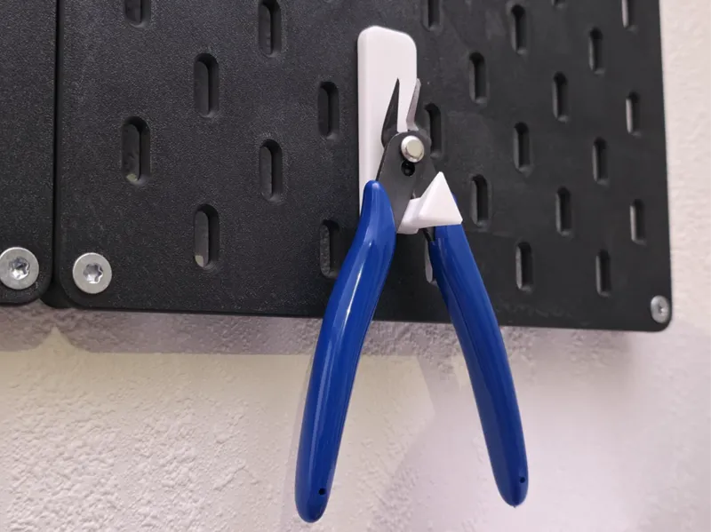 Plier holder for IKEA Skadis