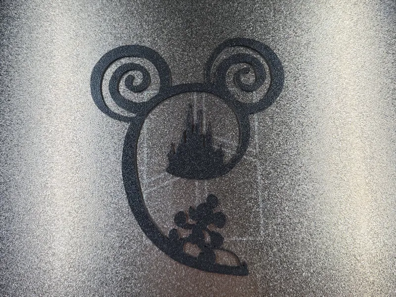 Mickey Mouse mit Disney Schloss