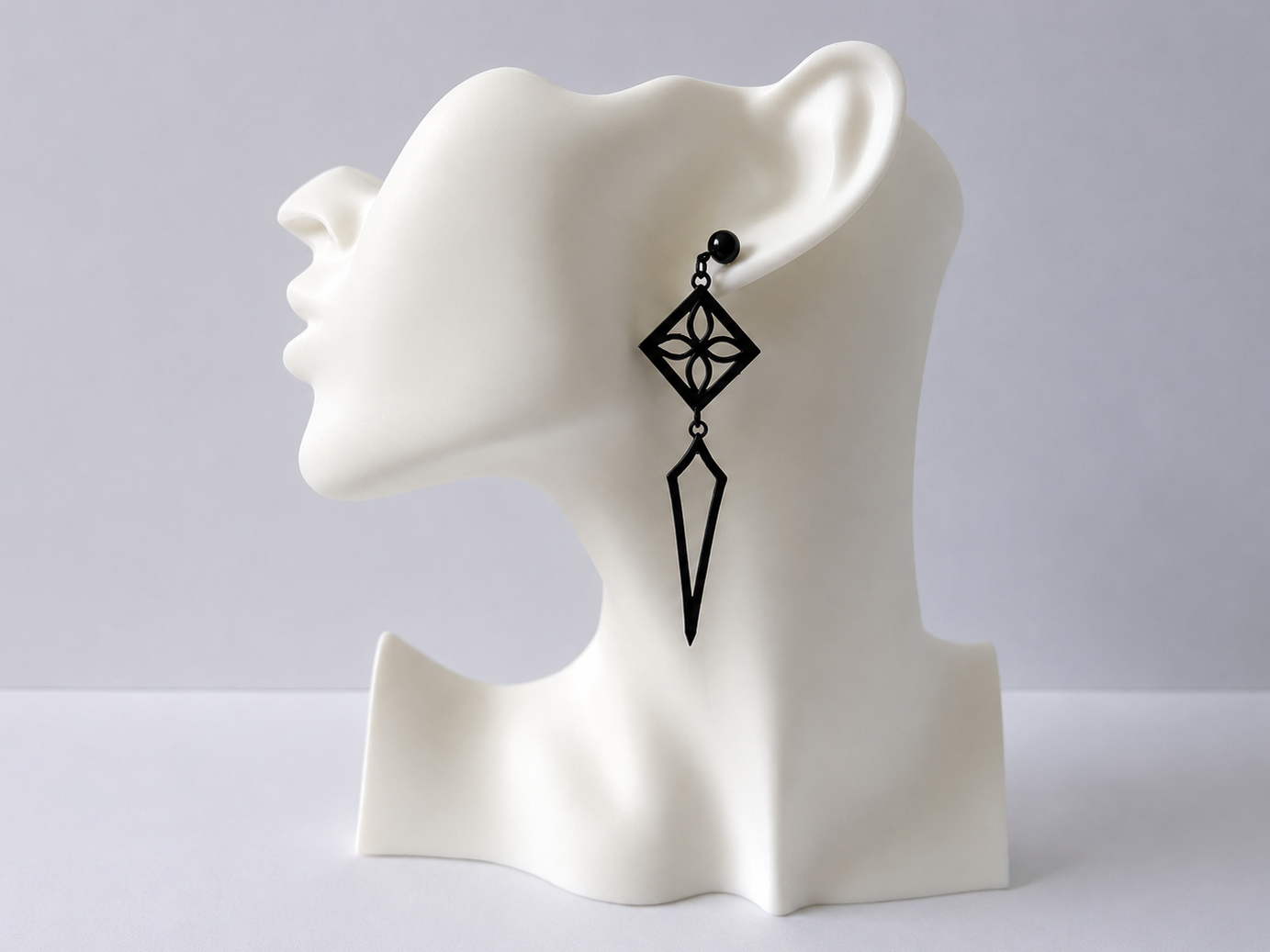 Ashen Reliquary – Print-in-Place Gothic Earrings
