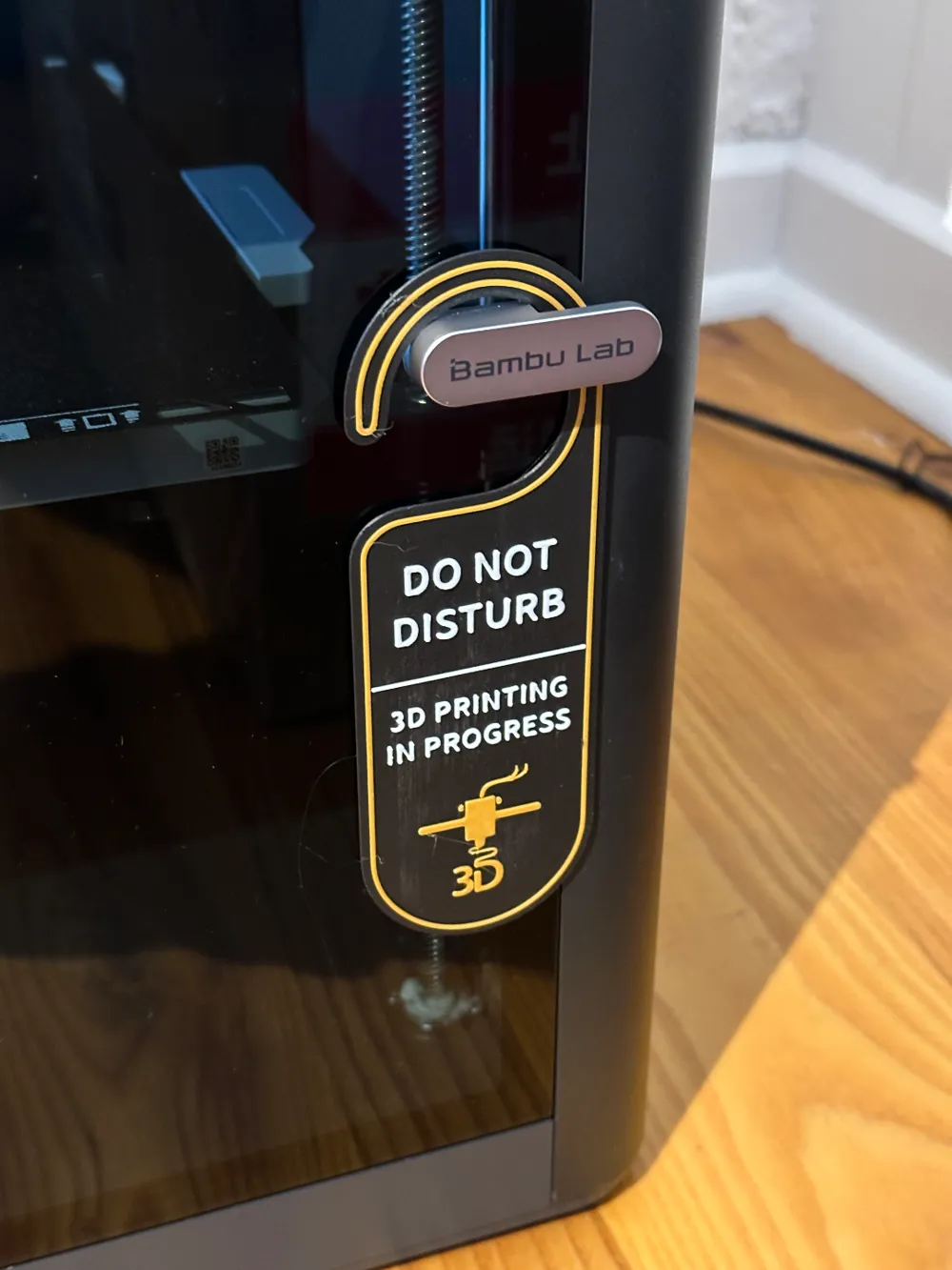 Do Not Disturb 3D Printing In Progress Remixed by Buzzzz - MakerWorld