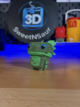 Accesorio para impresora 3D: Fortnite Cheat Master Klombo Sprite — vista de referencia 3