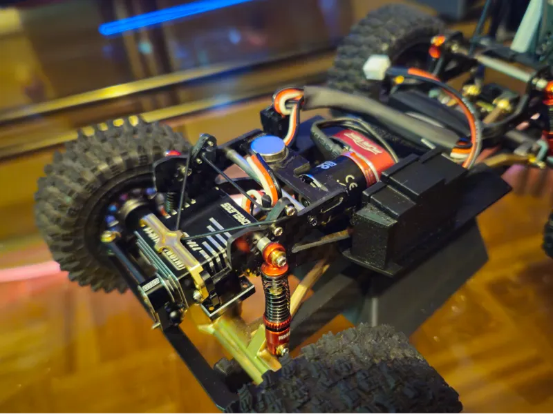 SCX24 - Meus MB24 Limiting Strap Holder