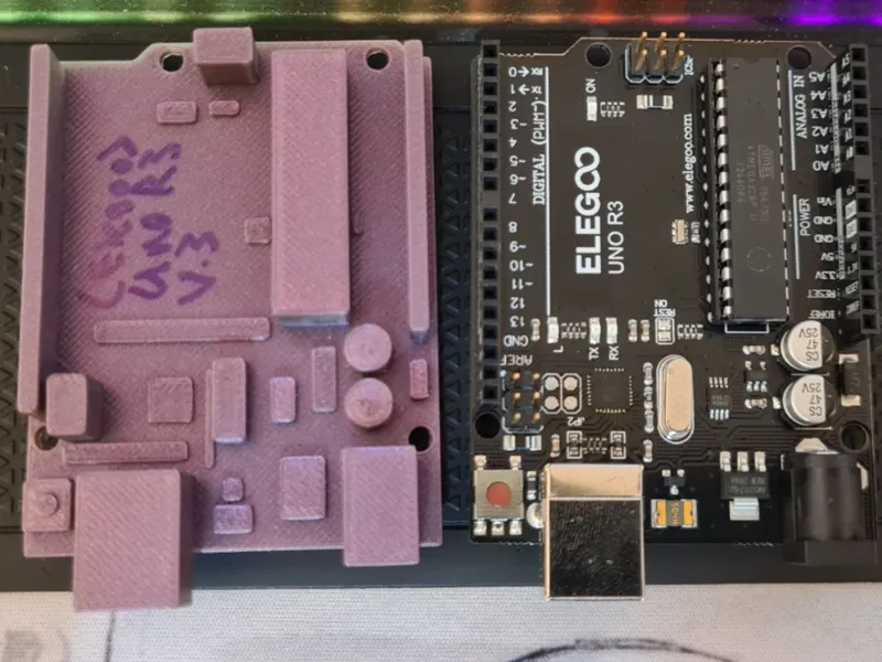 Arduino Uno R3 (Elegoo) Model (with negative STL)
