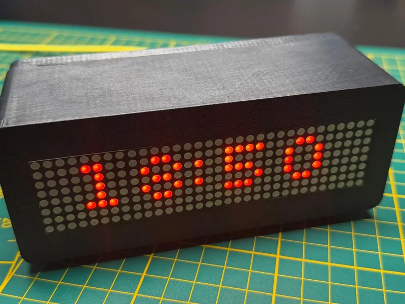 Clock Case for ESP8266 with MAX7219 4×8×8 modules