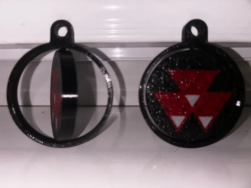REVOLVING KEYCHAIN MASSEY FERGUSON 
