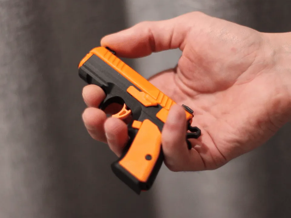 CZ Shadow Fidget Keychain – Slide-Action Toy view 3