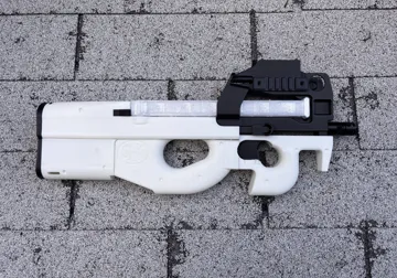 Modelo para impresión 3D: FN P90 NATO submachine gun PDW Toy Magazine — vista de referencia 2