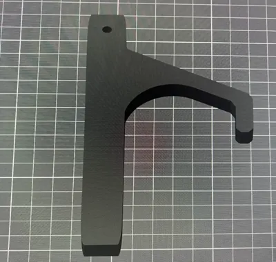 Chainlink Hanger