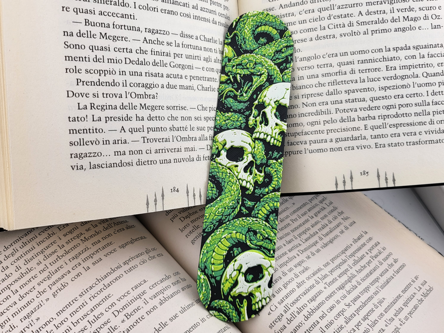 Gothic skull Serpent Bookmark Book Decor & Reading 3D model