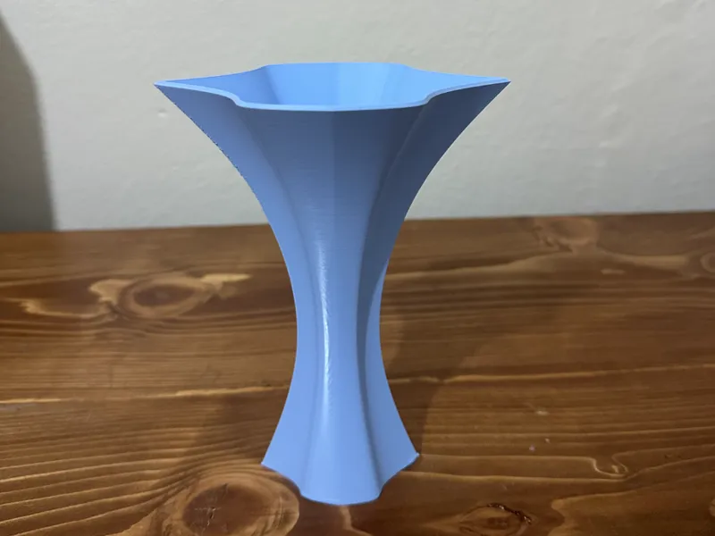 CAPE VASE