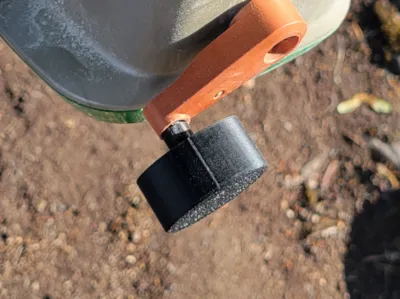 Knob handle for Scotts Whirl seed spreader