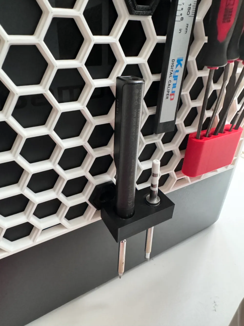 ts101-ts100-hsw-hexagon-storage-wall-quad-or-duo-remixed-by-audox