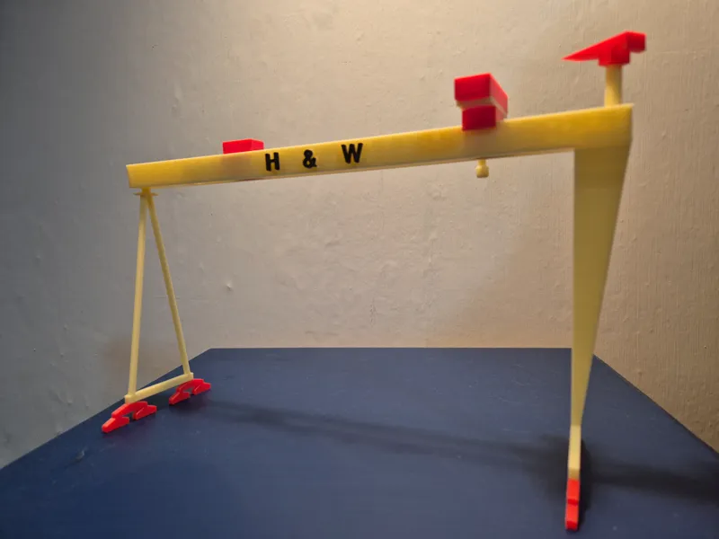 Harland & Wolff Crane Model Belfast Docks (H&W)