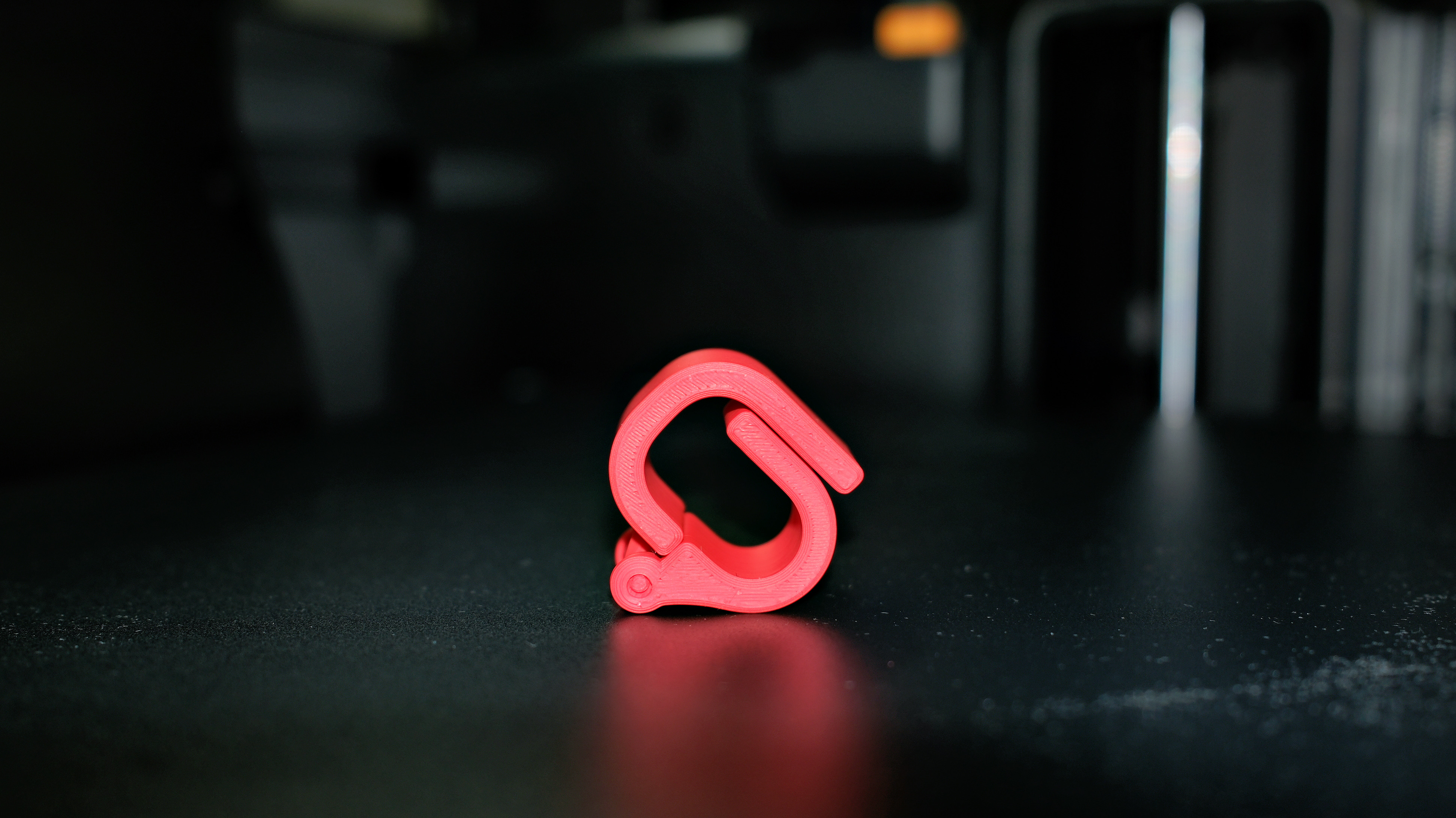Miniatura 1 do modelo 3D PivotLock Cable Clamp