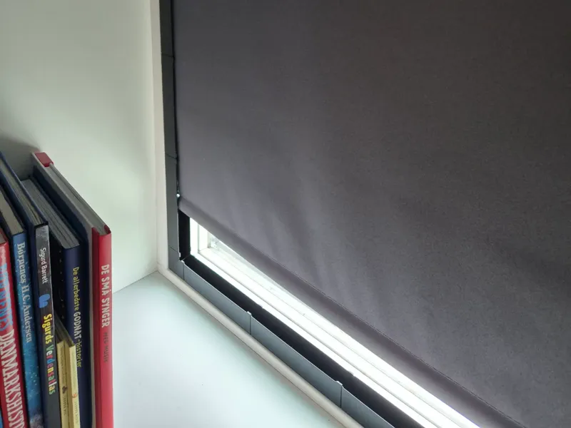 Window Shade Light Blocking Channel