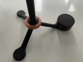 Single leg for weighting